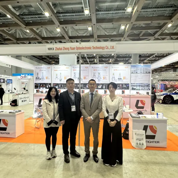 Luxfighter Car LED 헤드 라이트 2024 도쿄 국제 자동차 애프터 마켓 엑스포