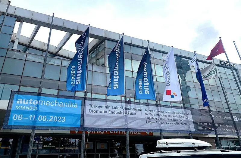 Luxfighter Car LED 헤드 라이트는 Automechanika Istanbul 2023에 도착했습니다